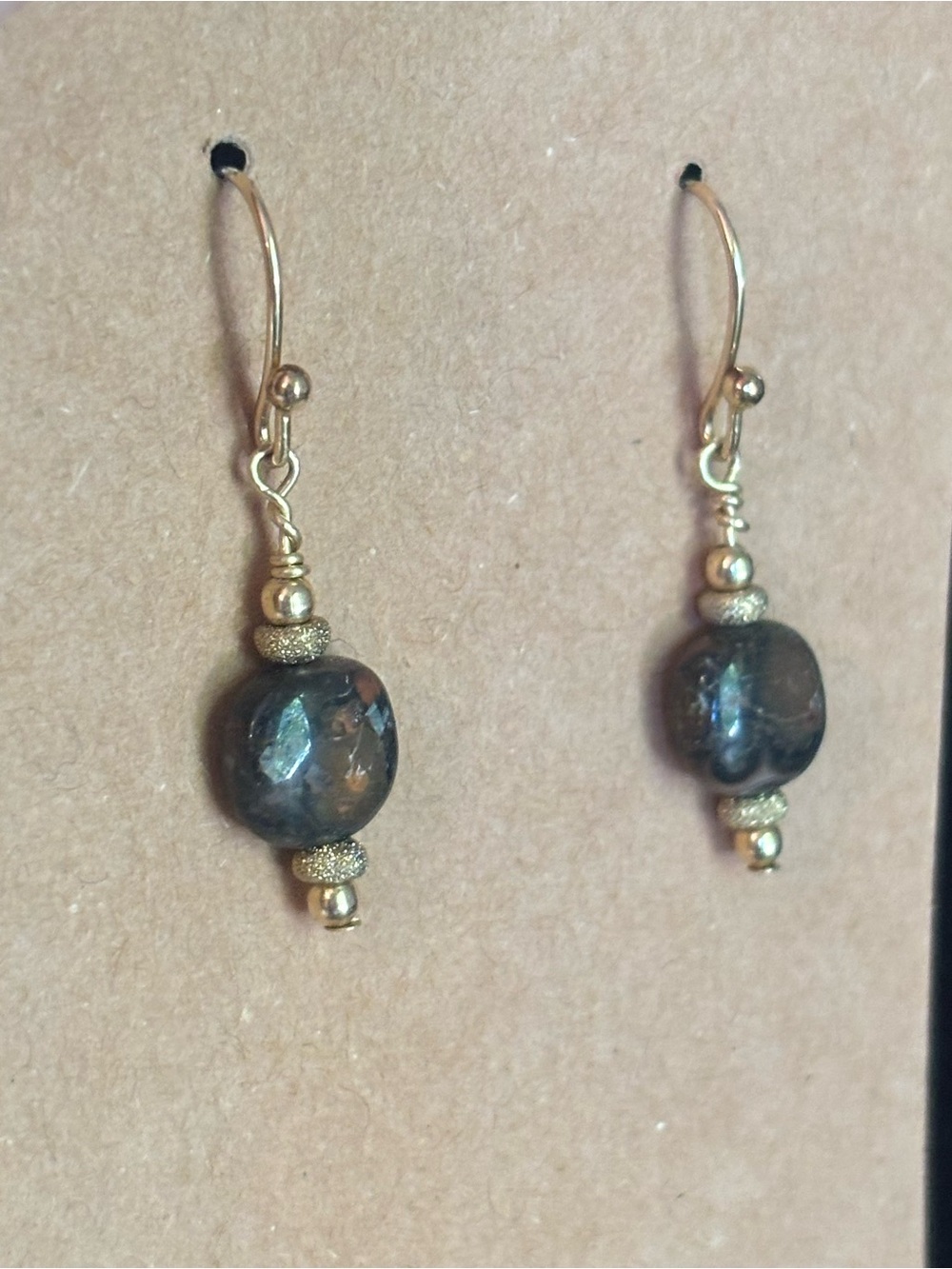 Stunning 14k GF Gold Filled Brown Tiger Eye Bead Dangle Earrings 1 Inch Long VTG